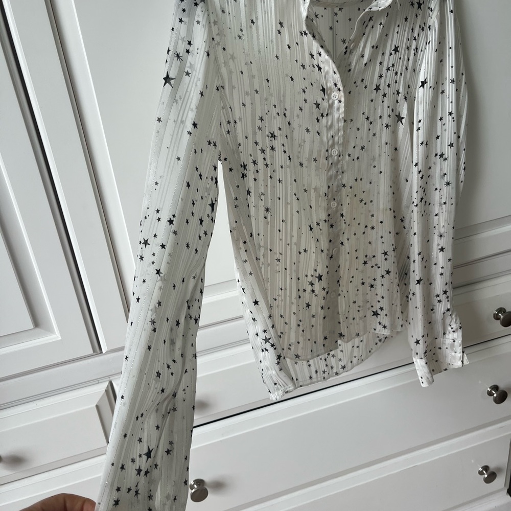 RTA Star Patterned Blouse - Picture 5 of 5